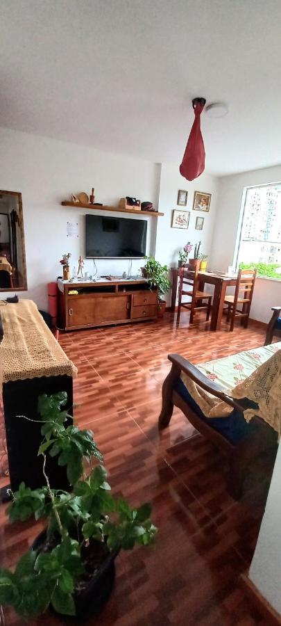 Quarto individual na Ary Parreiras Niterói Esterno foto